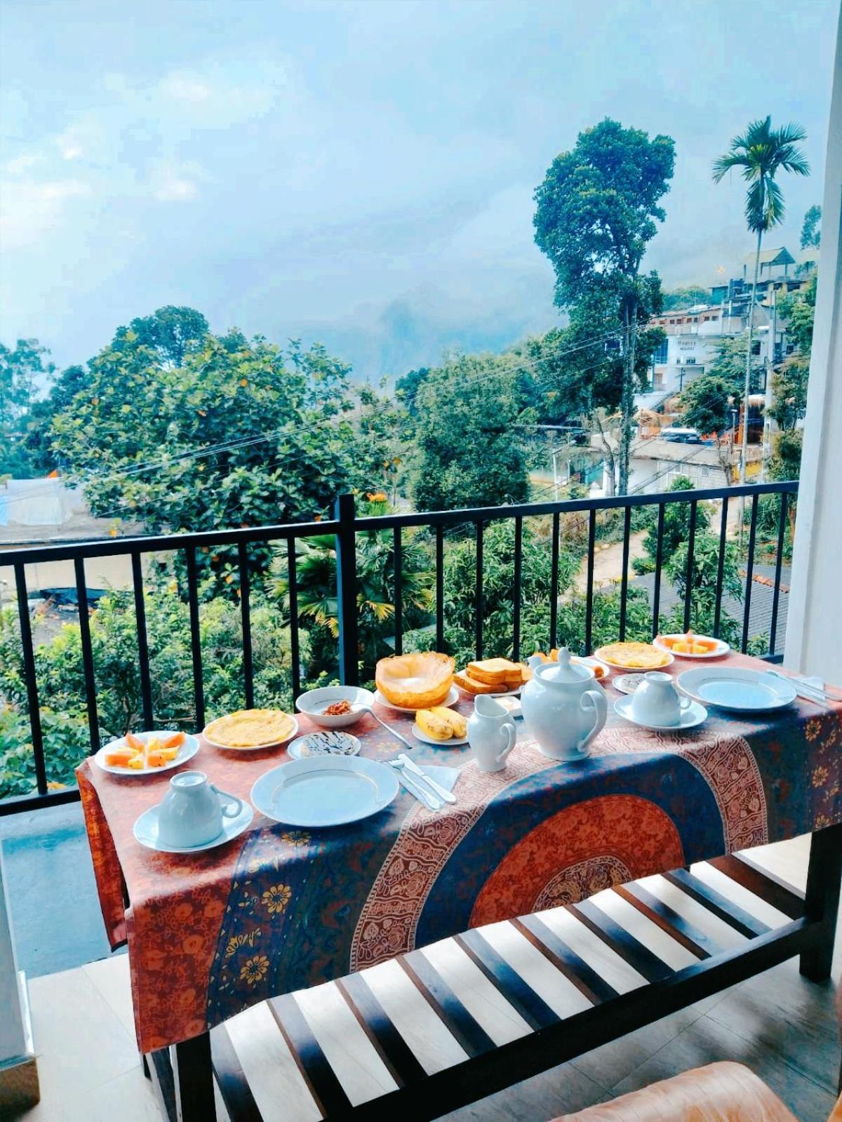 Homestay Poomaz Peace Palace *